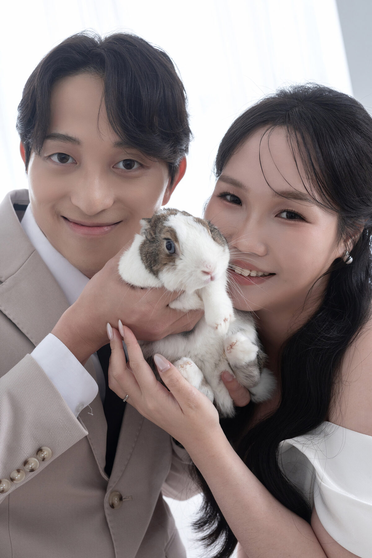 Richard、Sara 與兔子